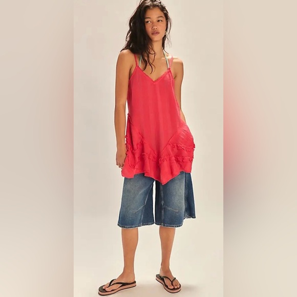 Free People Tops - NWT FREE PEOPLE FREE EST TYLA TUNIC TART BERRY